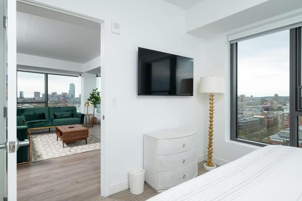 Square Penthouse Near Mit Harvard Wi-fi & Gym Apartment